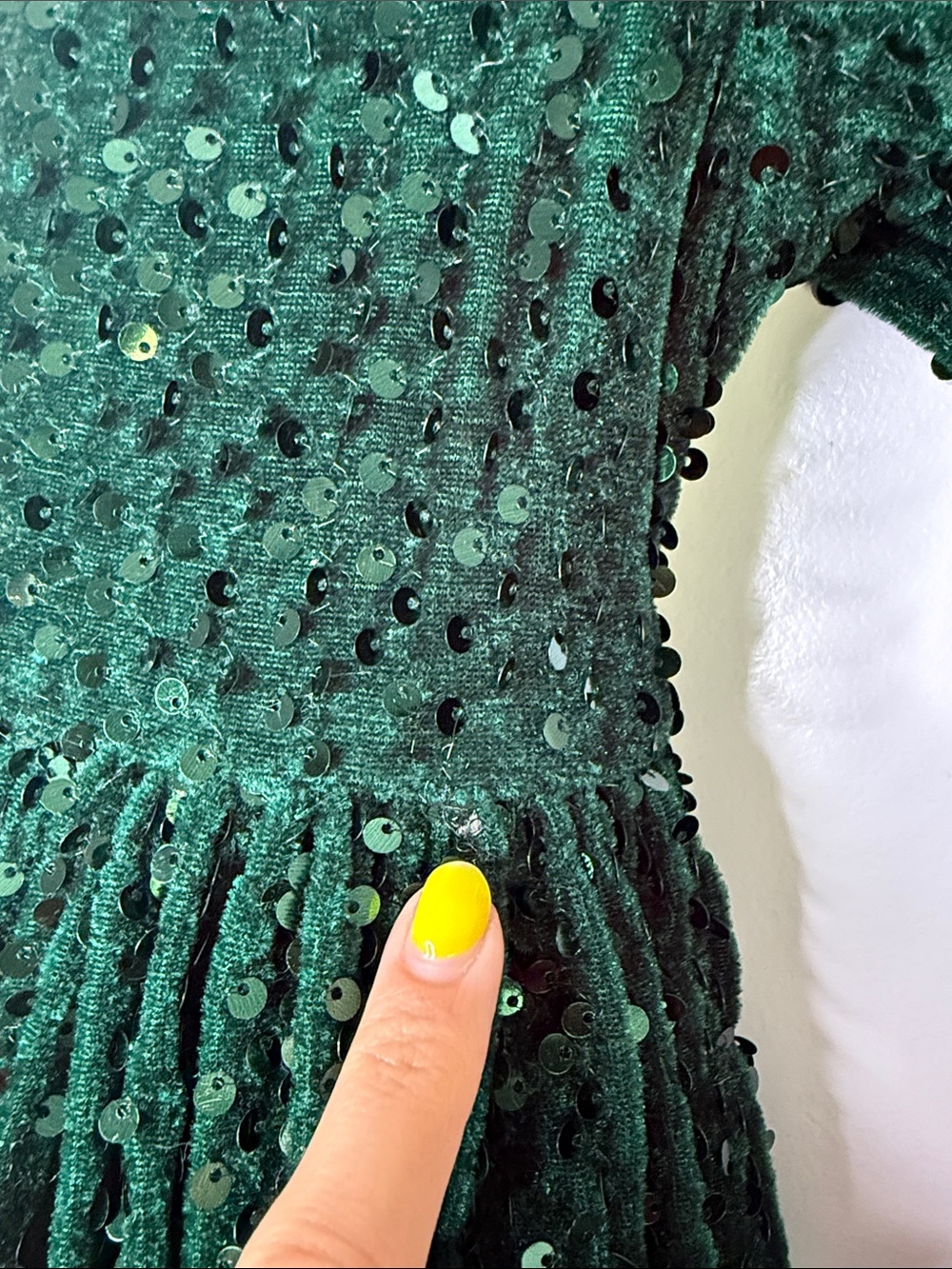 Girls' Emerald Green Sequin One-Shoulder Christmas Dress 6 - Picture 4 of 4